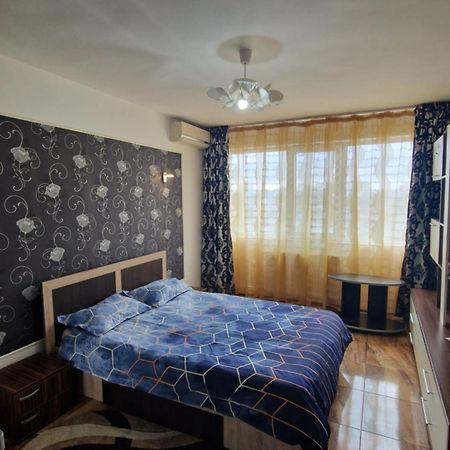 Garsoniera Faleza Dunarii Galaţi Esterno foto