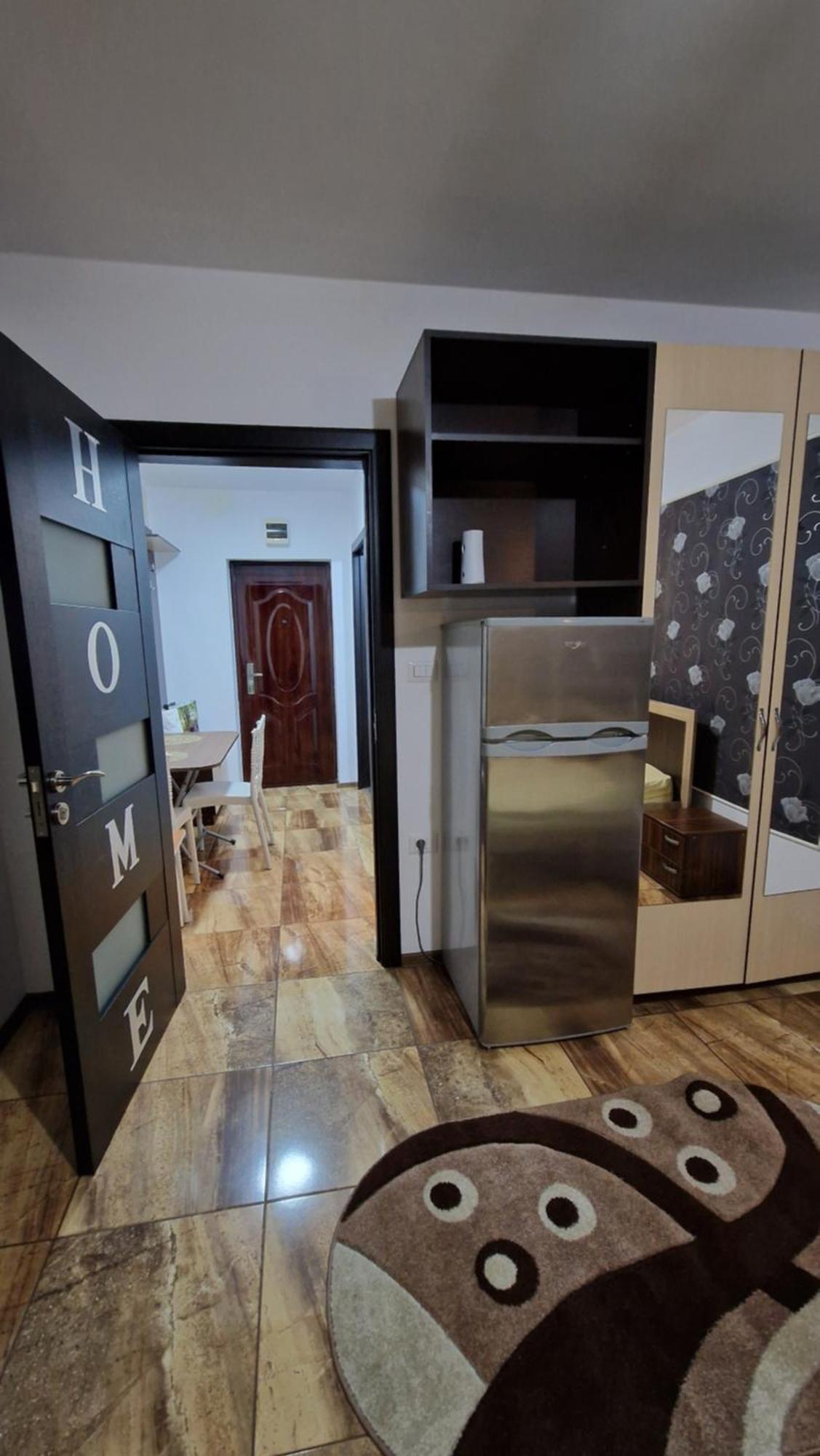 Garsoniera Faleza Dunarii Galaţi Esterno foto